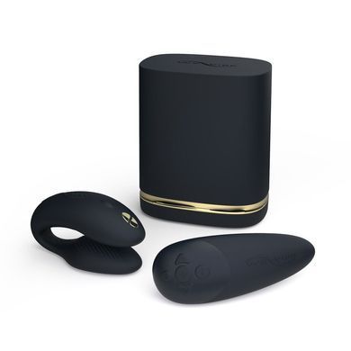 Преміальний подарунковий набір Golden Moments: Womanizer Premium та We-Vibe Chorus Black &mdash; фото товару